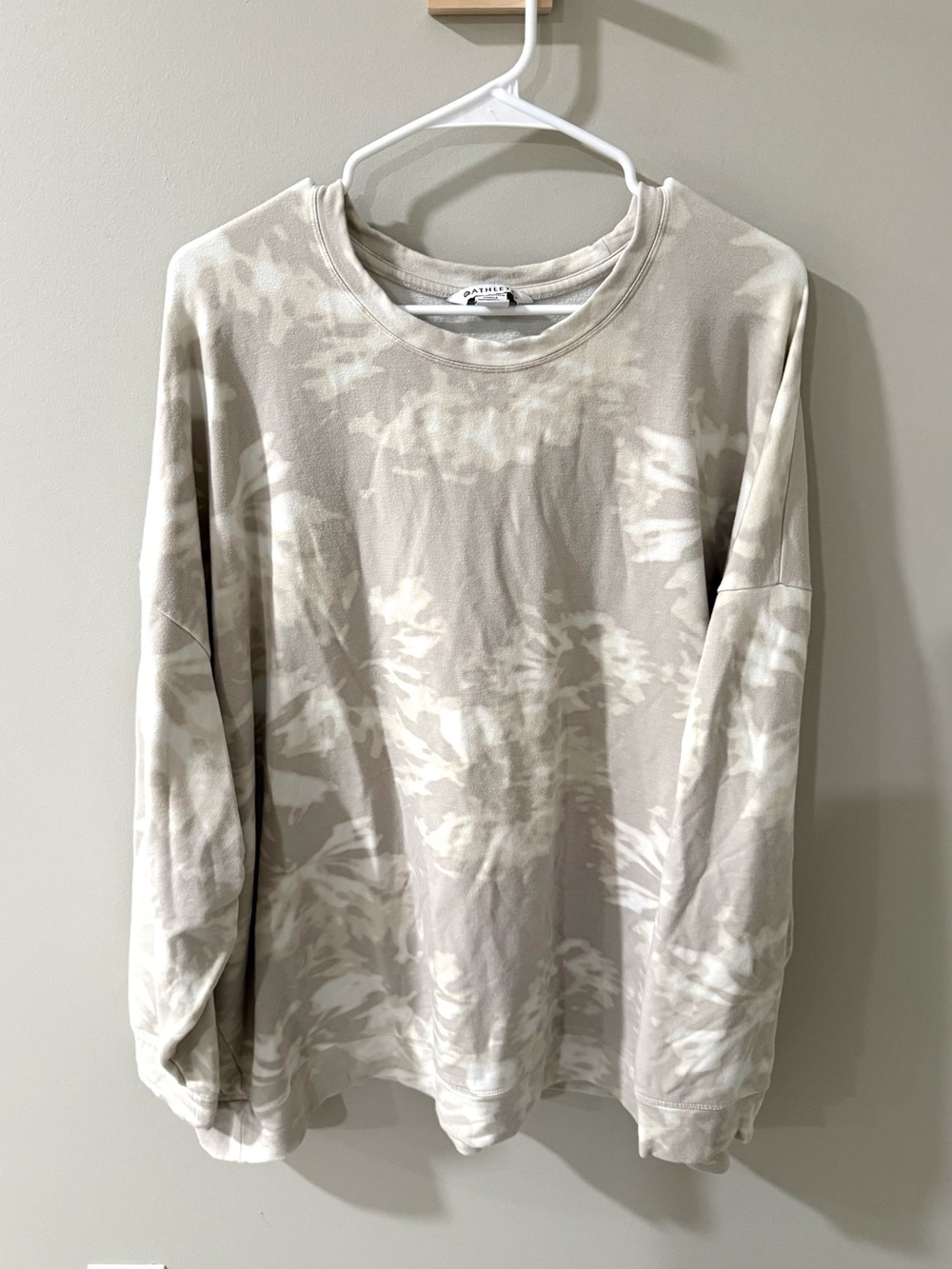 Athleta Women’s 3x Neutral Beige and Ivory Tie-Dye Crewneck Sweatshirt